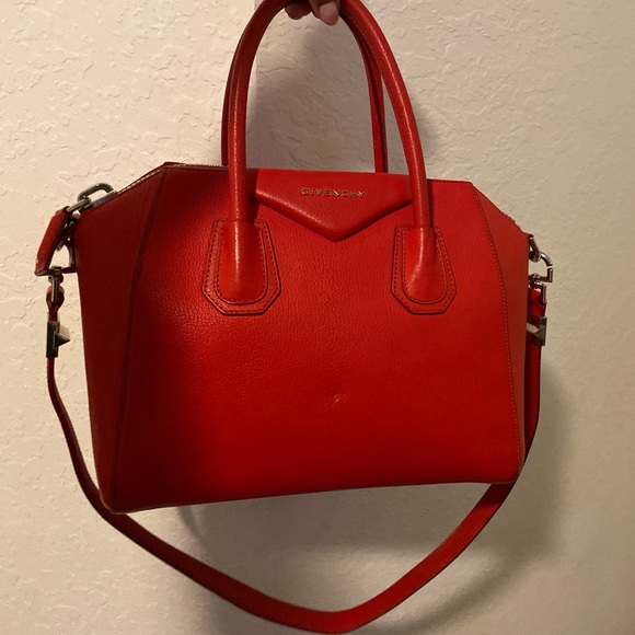 givenchy antigona medium red